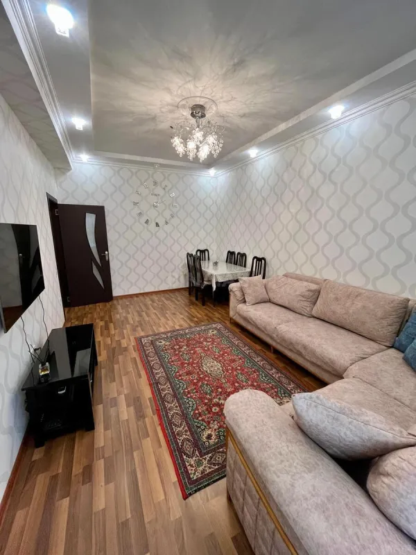 Satılır 2 otaqlı mənzil 90.7 m²