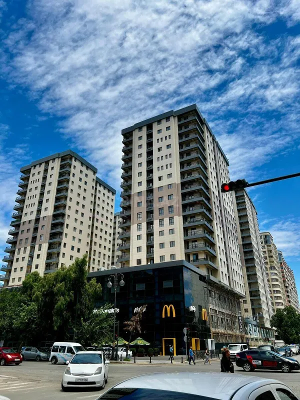 Satılır 2 otaqlı mənzil 90.7 m²