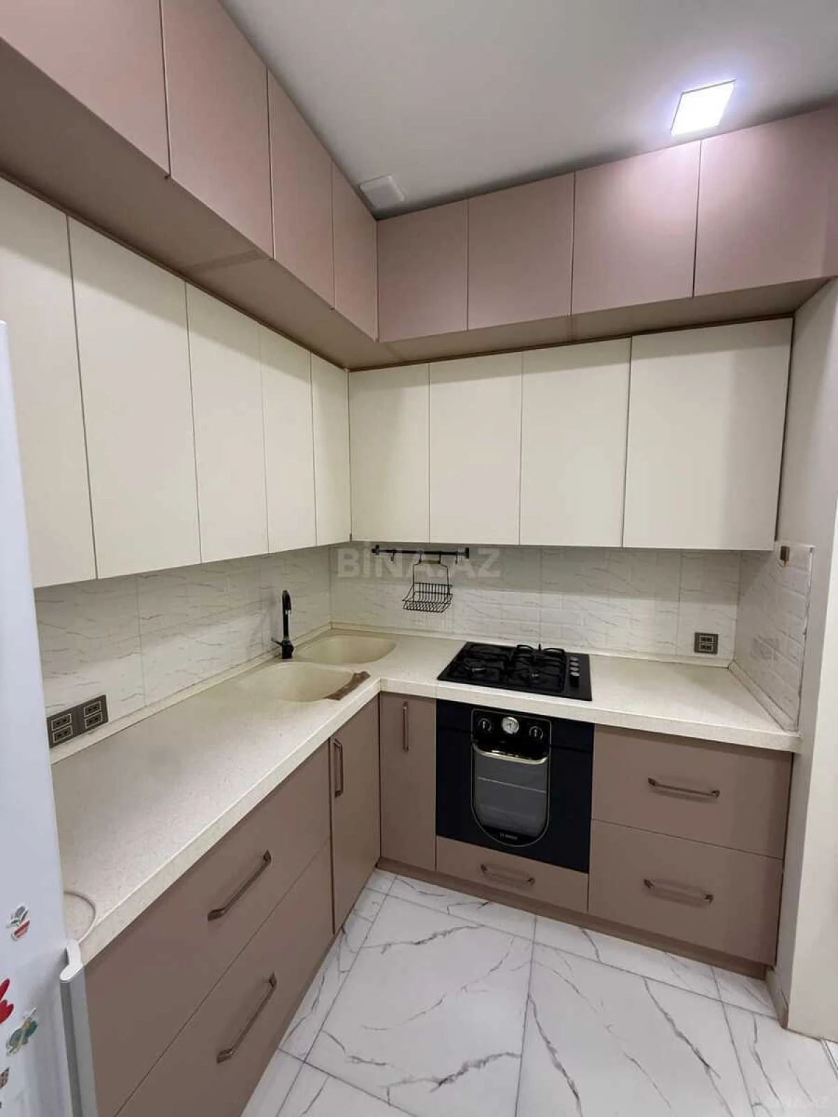 Satılır 2 otaqlı mənzil 65 m²
