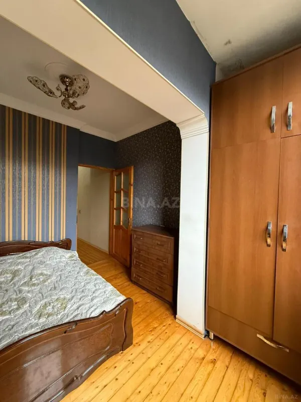 Satılır 2 otaqlı mənzil 45 m²