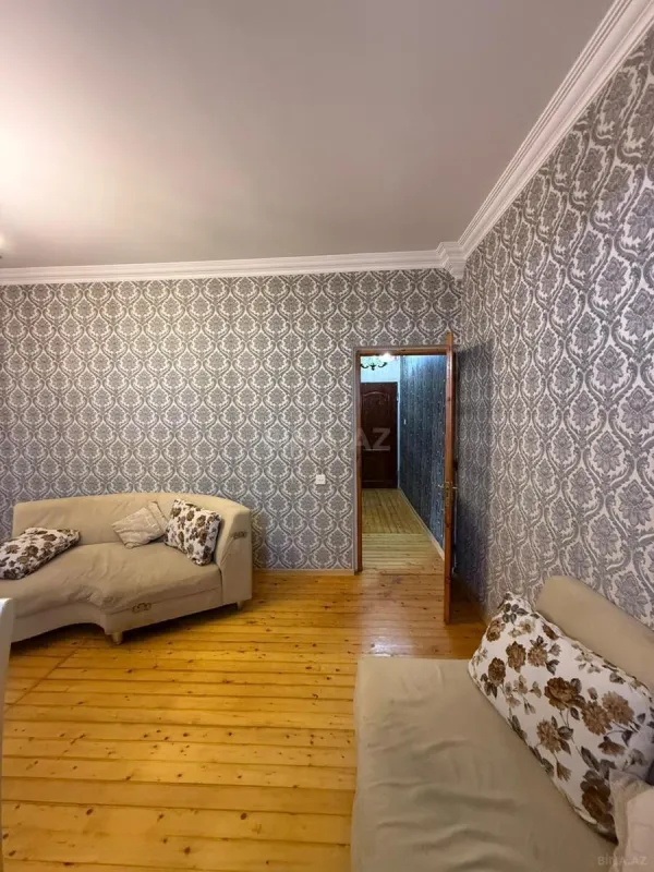 Satılır 2 otaqlı mənzil 45 m²