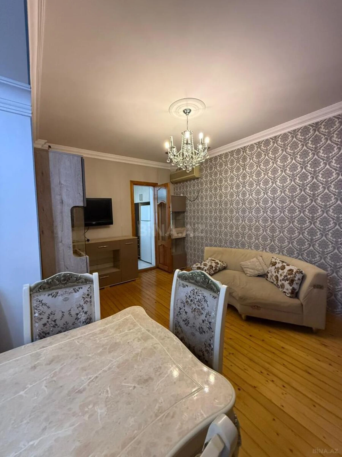 Satılır 2 otaqlı mənzil 45 m²
