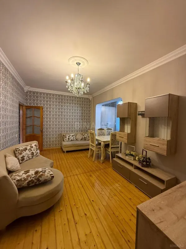 Satılır 2 otaqlı mənzil 45 m²