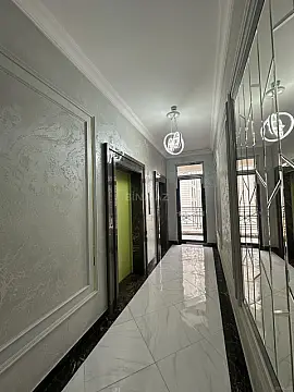 Satılır 2 otaqlı mənzil 92.4 m²