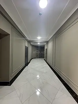 Satılır 2 otaqlı mənzil 92.4 m²