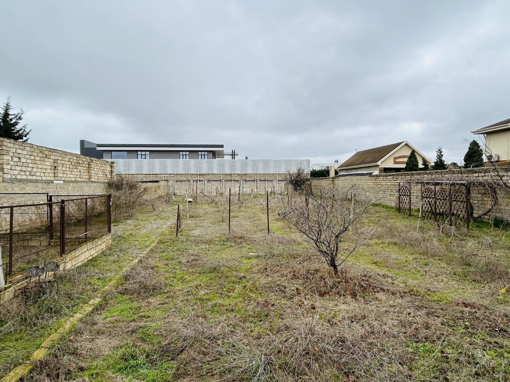 Satılır torpaq sahəsi 24 m²