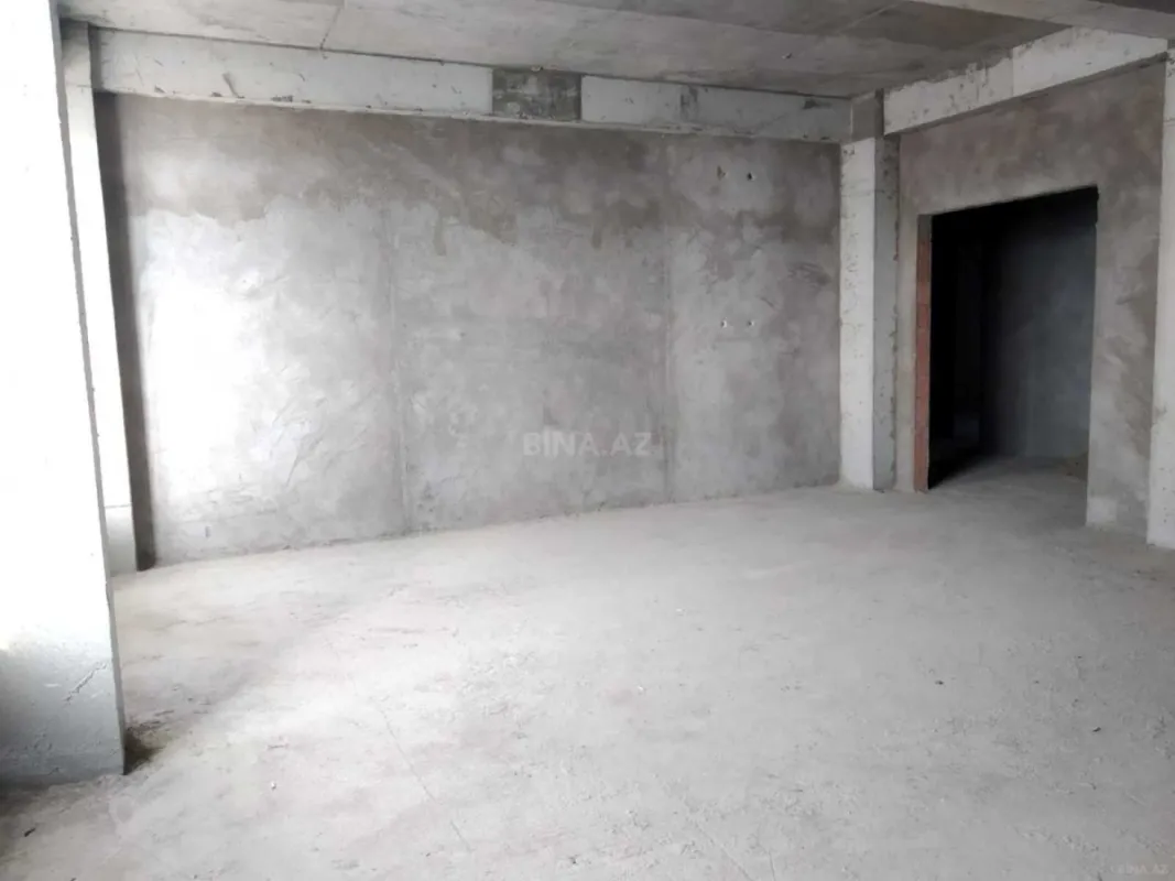 Satılır 3 otaqlı mənzil 145 m²