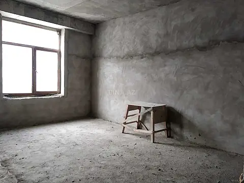 Satılır 3 otaqlı mənzil 145 m²