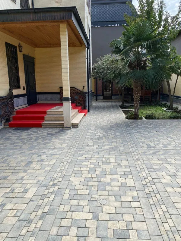 Kirayə verilir 6 otaqlı həyət evi 350 m²