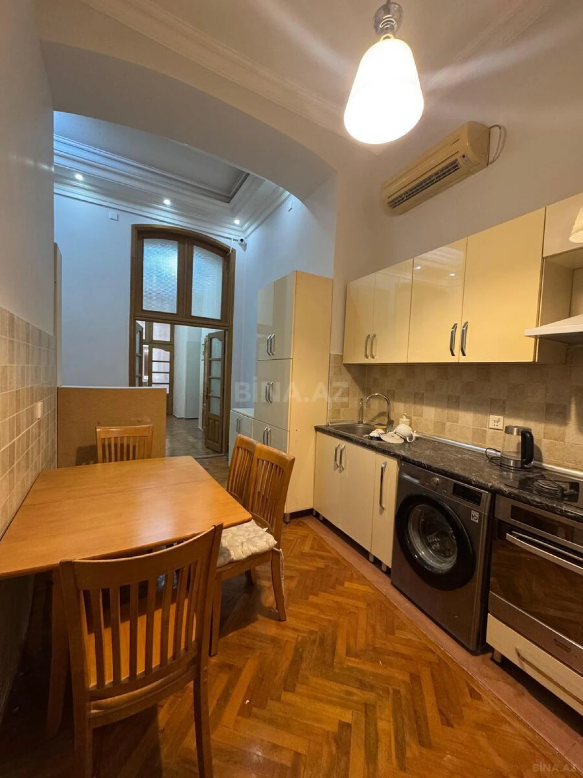 Kirayə verilir 4 otaqlı ofis 110 m²