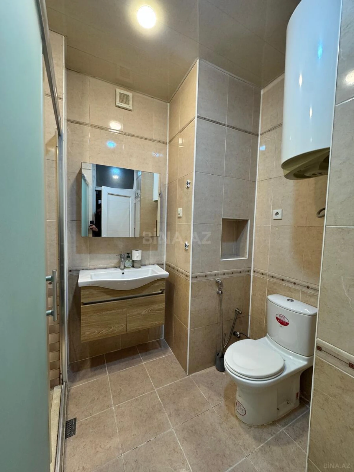 Kirayə verilir 4 otaqlı ofis 110 m²