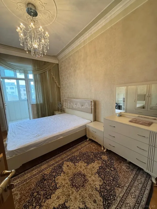 Kirayə verilir 2 otaqlı mənzil 75 m²