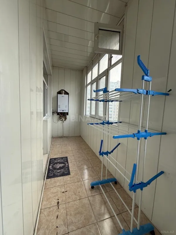 Kirayə verilir 2 otaqlı mənzil 75 m²