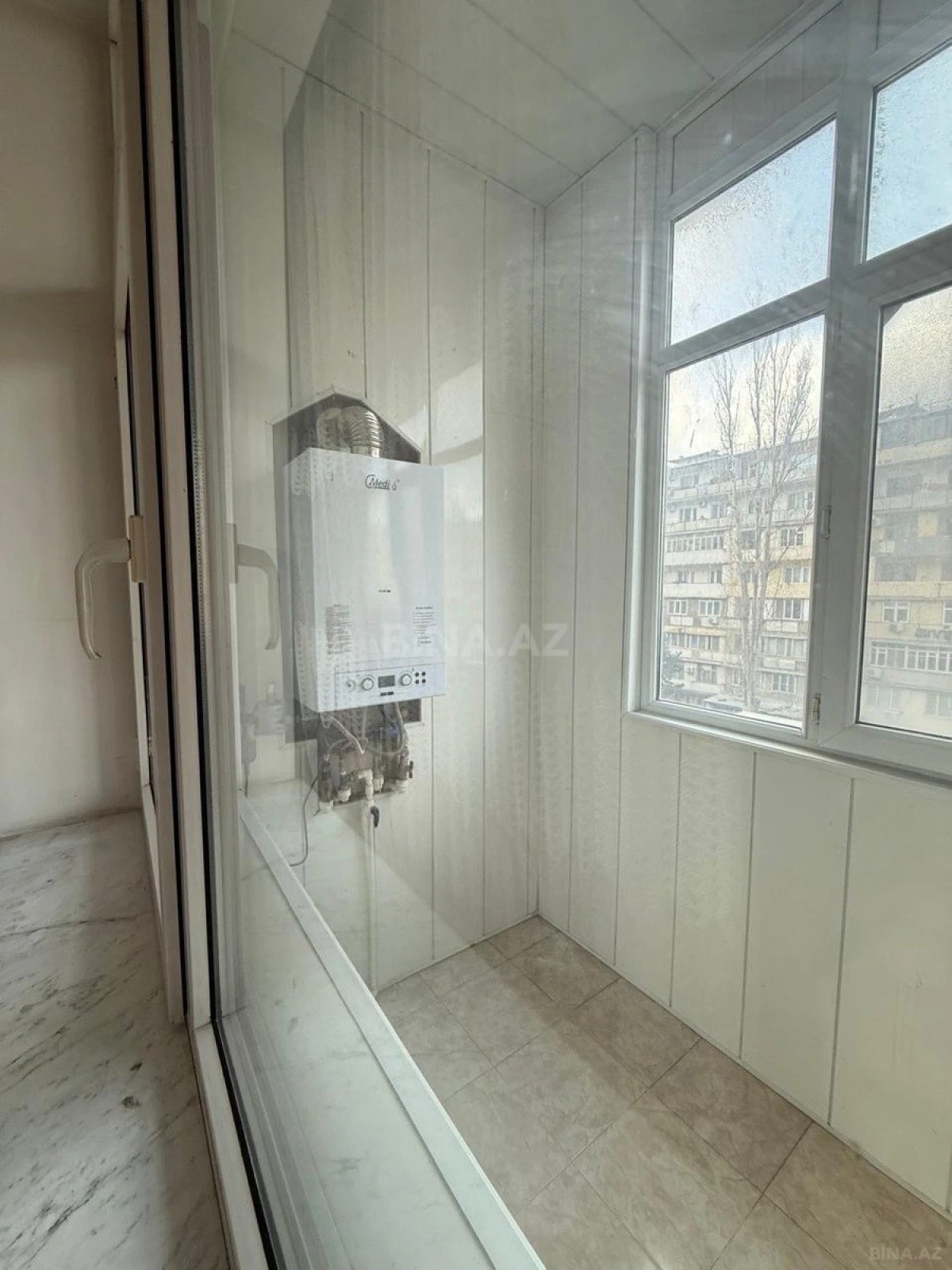 Kirayə verilir 2 otaqlı mənzil 75 m²