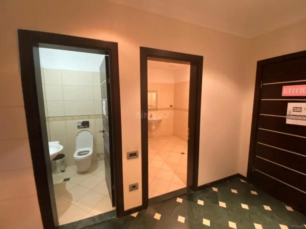 Satılır obyekt 550 m²