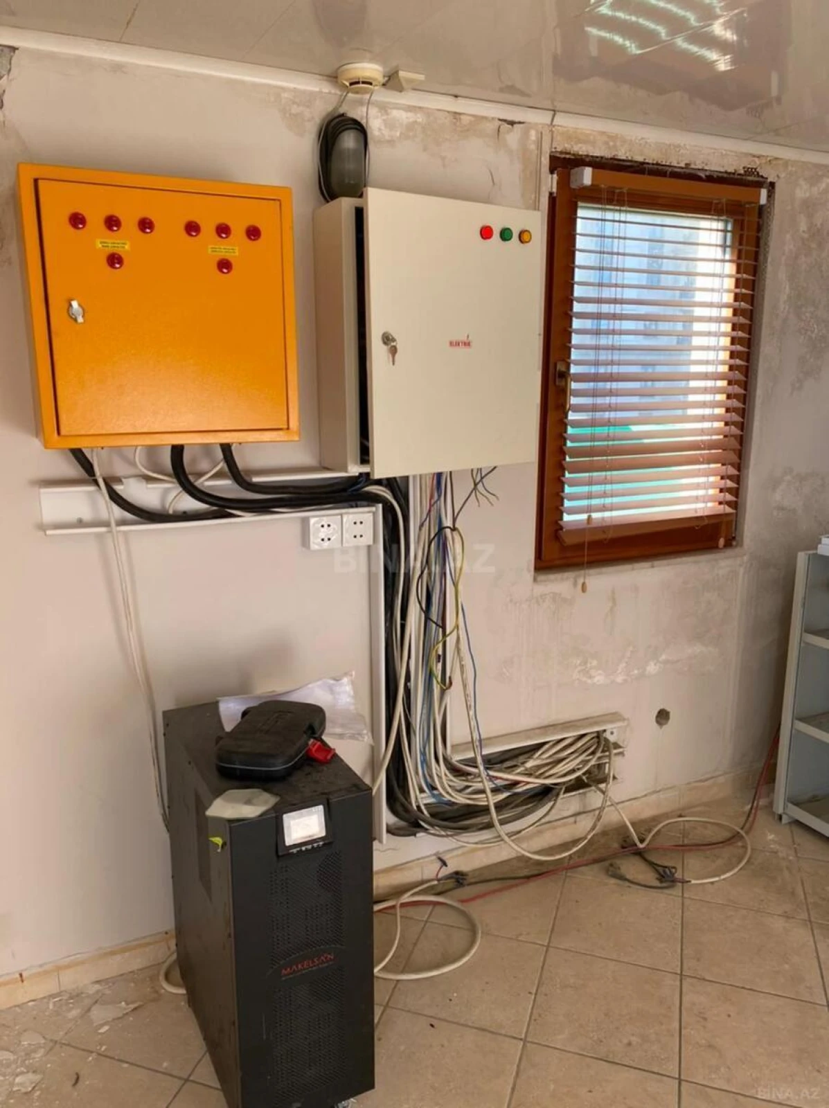 Satılır obyekt 550 m²