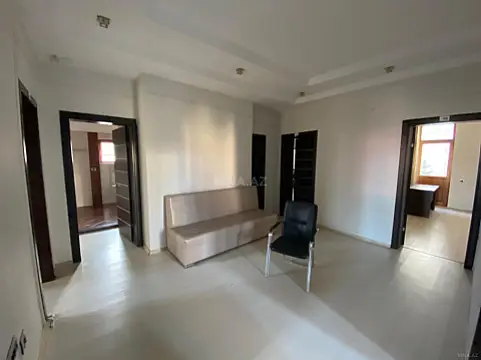 Satılır obyekt 550 m²