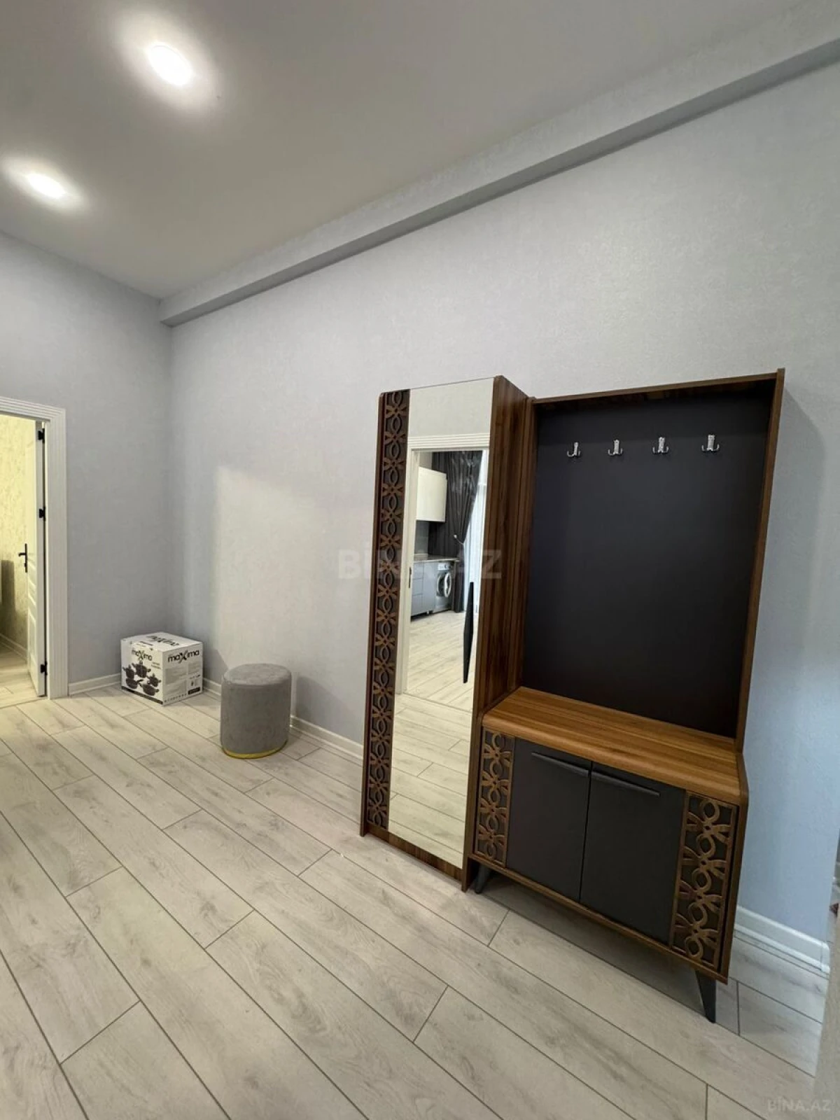 Kirayə verilir 2 otaqlı mənzil 60 m²