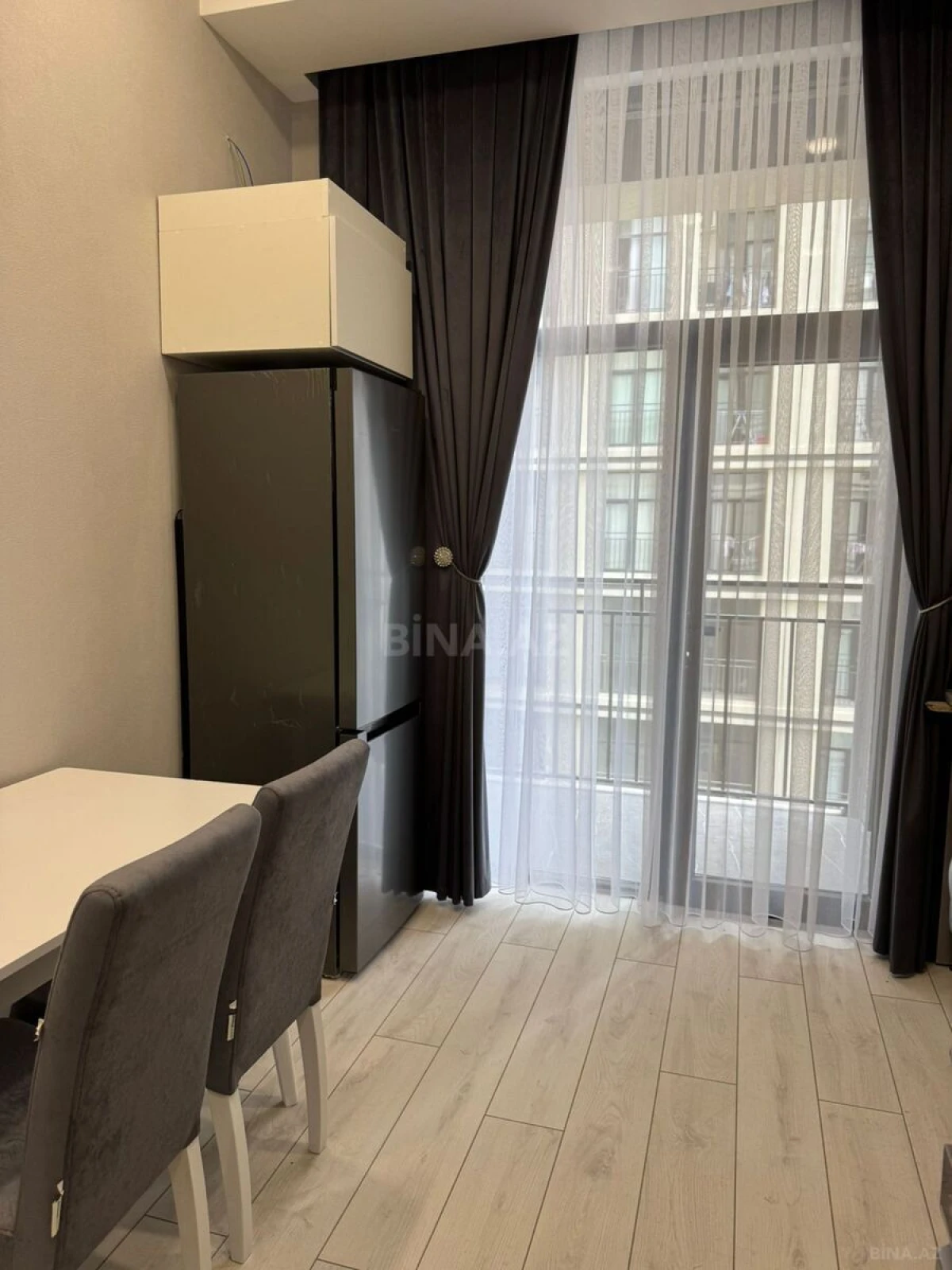 Kirayə verilir 2 otaqlı mənzil 60 m²