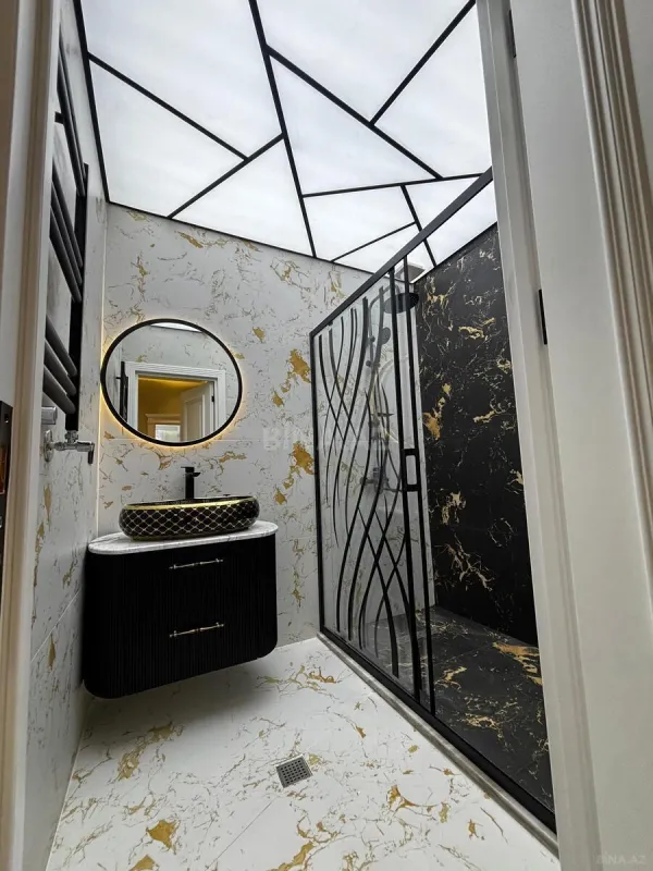 Satılır 3 otaqlı mənzil 151.7 m²