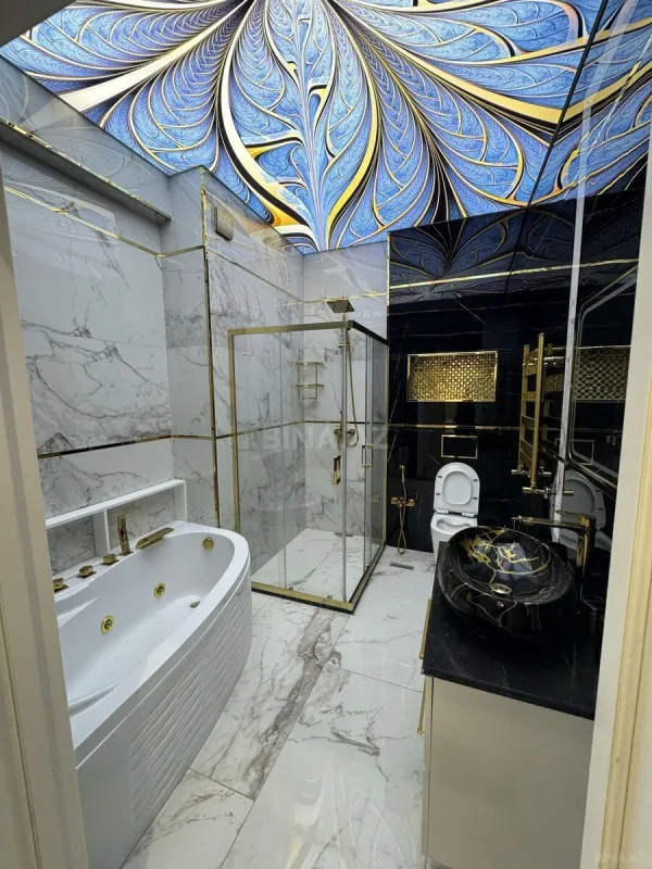 Kirayə verilir 4 otaqlı mənzil 180 m²