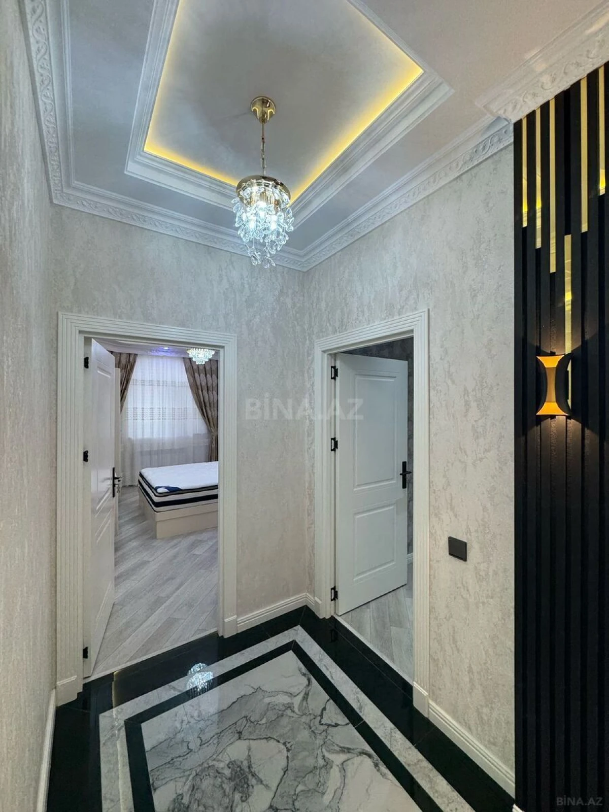 Kirayə verilir 4 otaqlı mənzil 180 m²