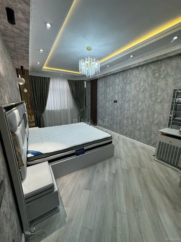 Kirayə verilir 4 otaqlı mənzil 180 m²