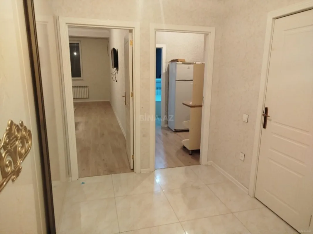 Kirayə verilir 2 otaqlı mənzil 60 m²