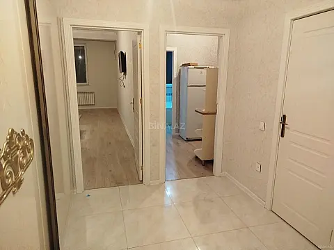 Kirayə verilir 2 otaqlı mənzil 60 m²