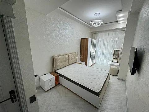 Satılır 3 otaqlı mənzil 112 m²