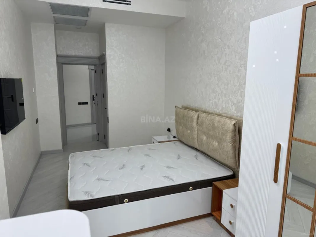 Satılır 3 otaqlı mənzil 112 m²