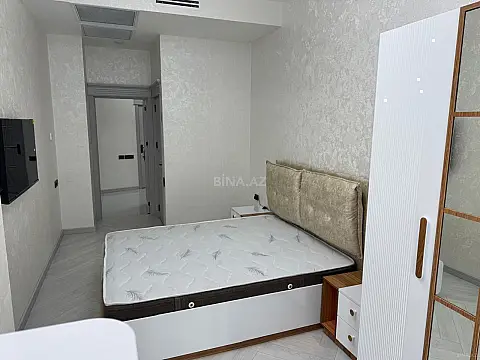 Satılır 3 otaqlı mənzil 112 m²