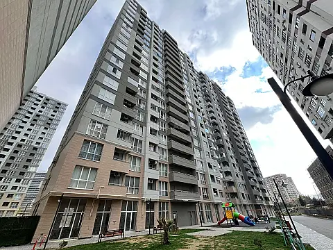 Satılır 2 otaqlı mənzil 55 m²