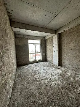 Satılır 2 otaqlı mənzil 74 m²