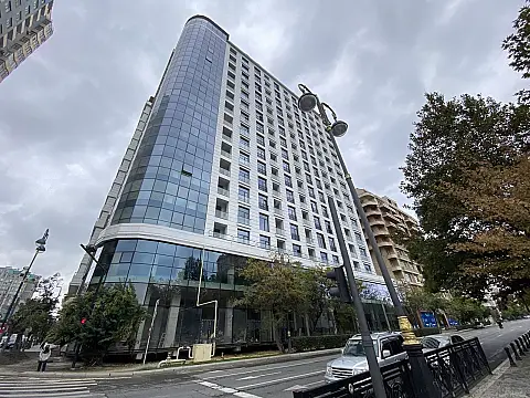 Satılır 2 otaqlı mənzil 74 m²