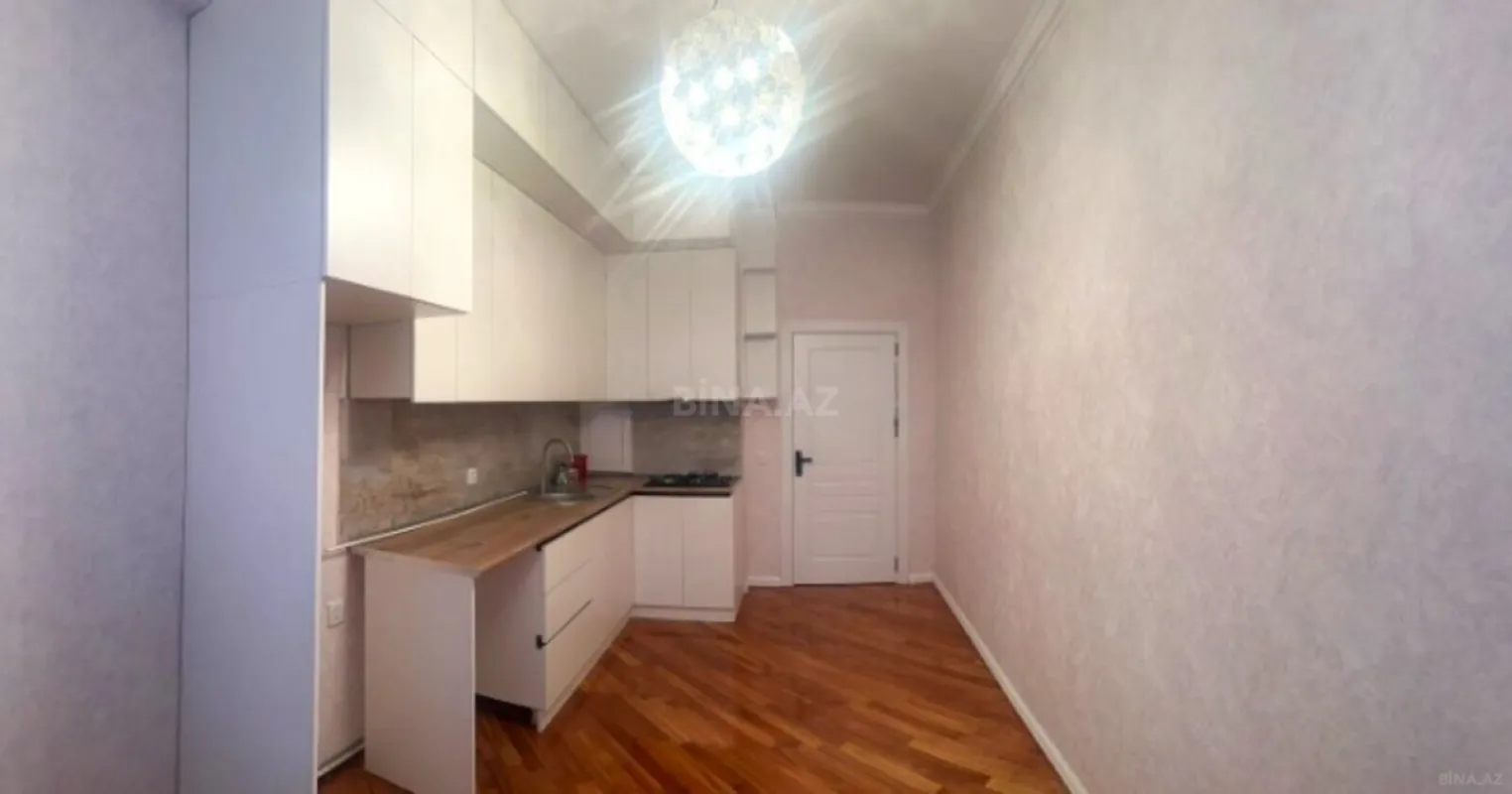 Satılır 2 otaqlı mənzil 90 m²