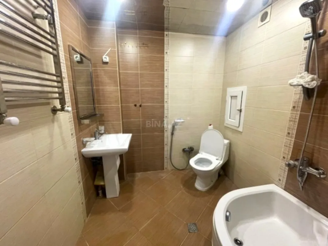 Satılır 2 otaqlı mənzil 90 m²