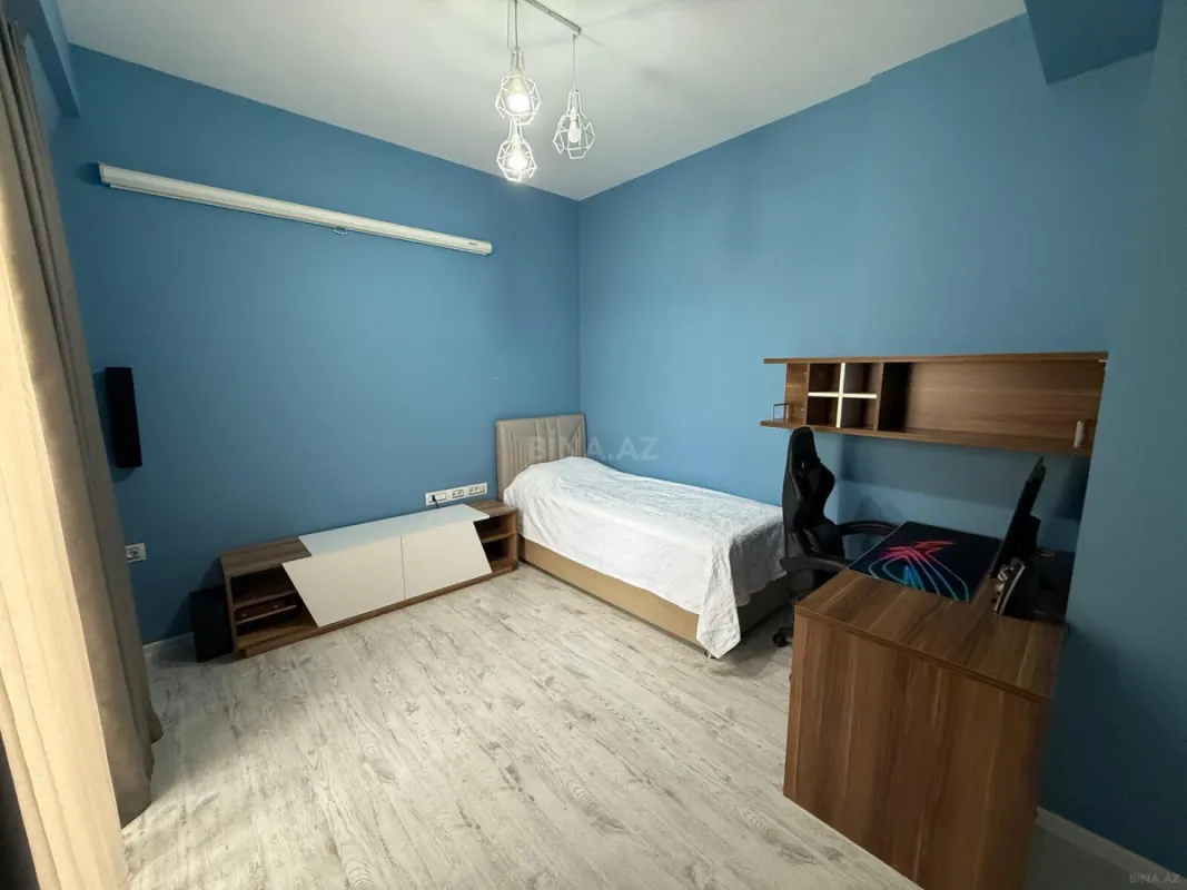 Kirayə verilir 4 otaqlı mənzil 190 m²