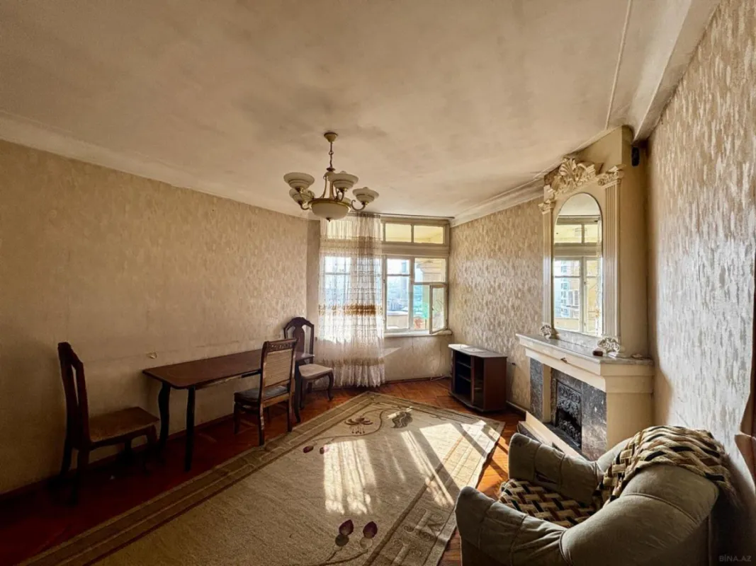 Satılır 3 otaqlı mənzil 70.7 m²