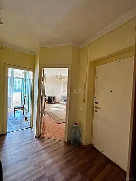 Satılır 3 otaqlı mənzil 70.7 m²