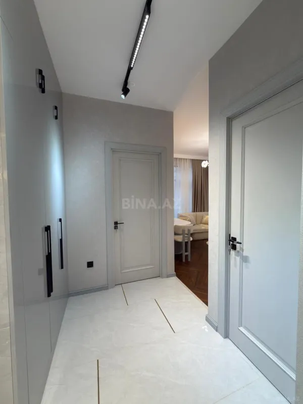 Satılır 2 otaqlı mənzil 60 m²