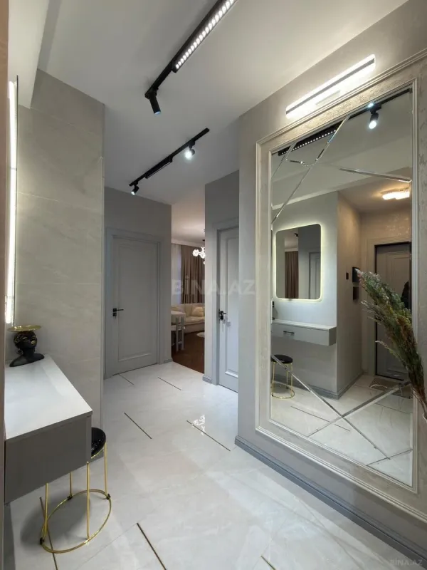 Satılır 2 otaqlı mənzil 60 m²