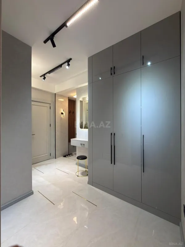 Satılır 2 otaqlı mənzil 60 m²