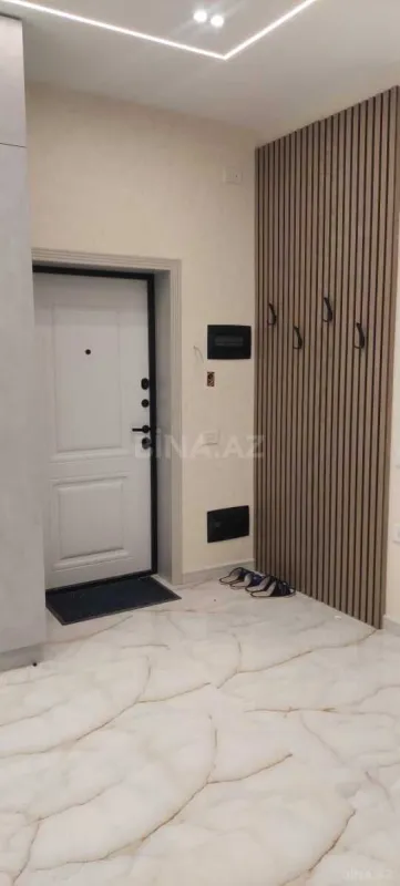 Kirayə verilir 2 otaqlı mənzil 90 m²