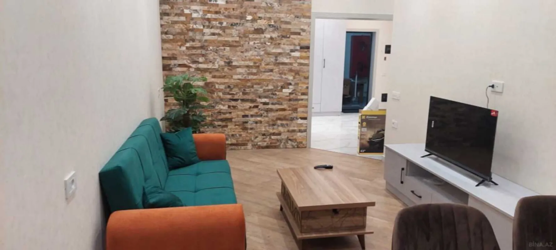 Kirayə verilir 2 otaqlı mənzil 90 m²