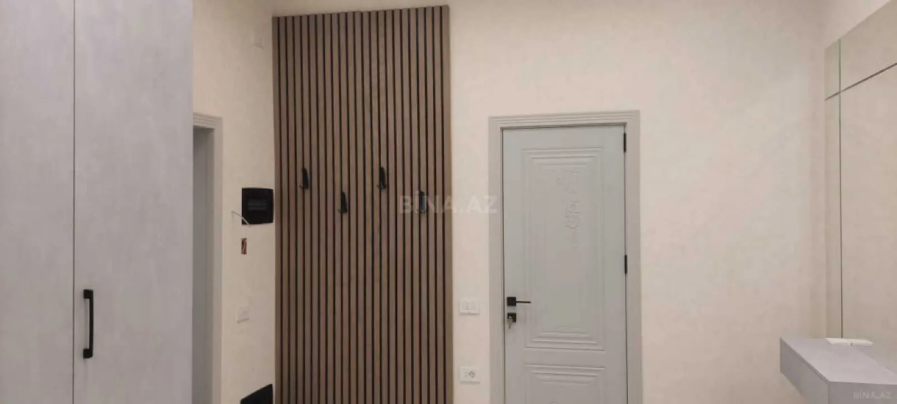 Kirayə verilir 2 otaqlı mənzil 90 m²