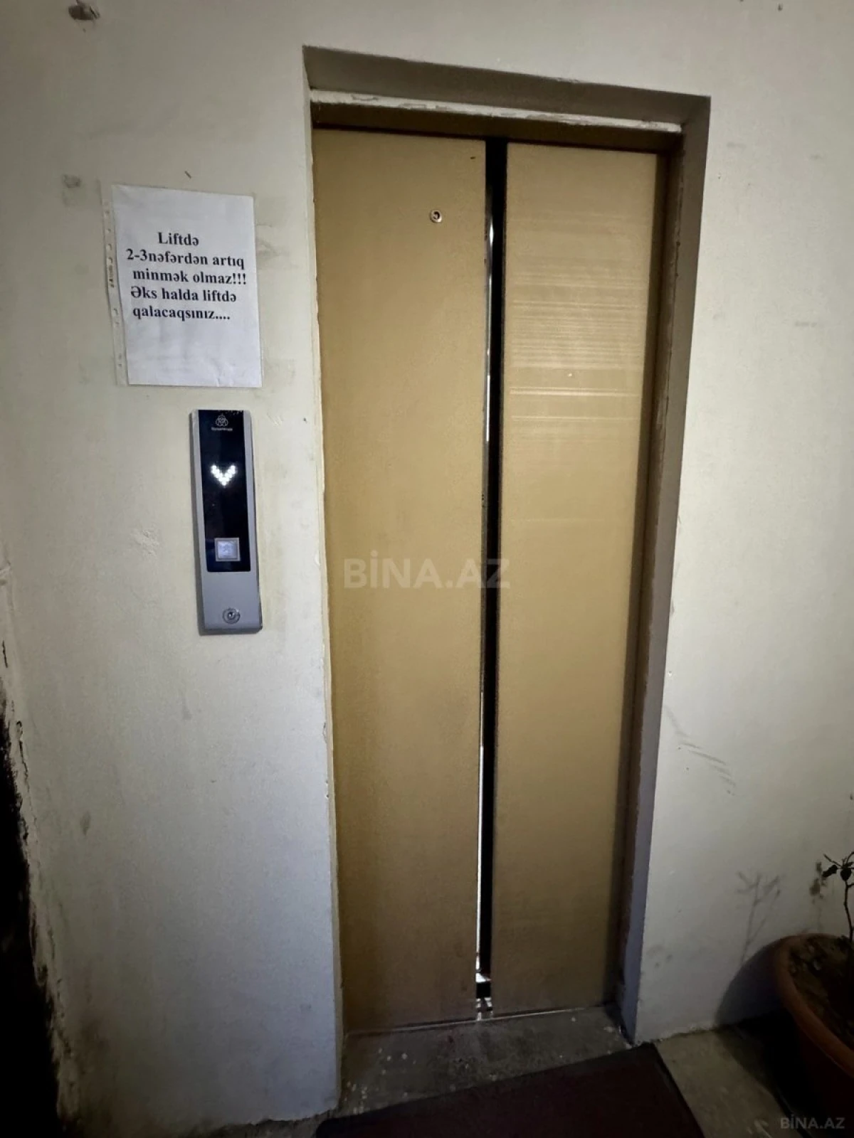 Satılır 3 otaqlı mənzil 85 m²