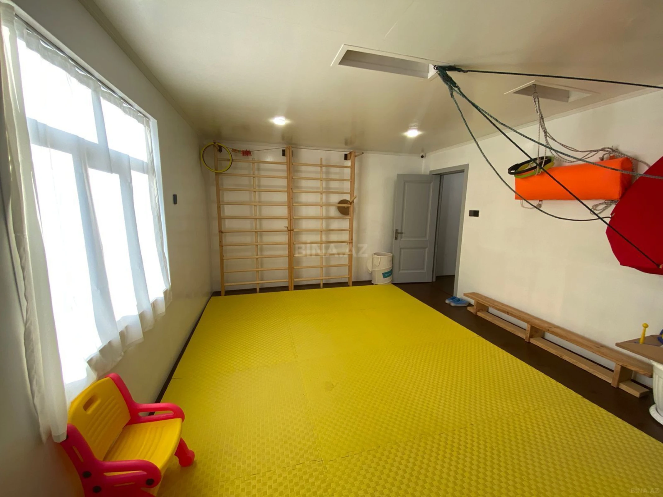 Kirayə verilir obyekt 350 m²