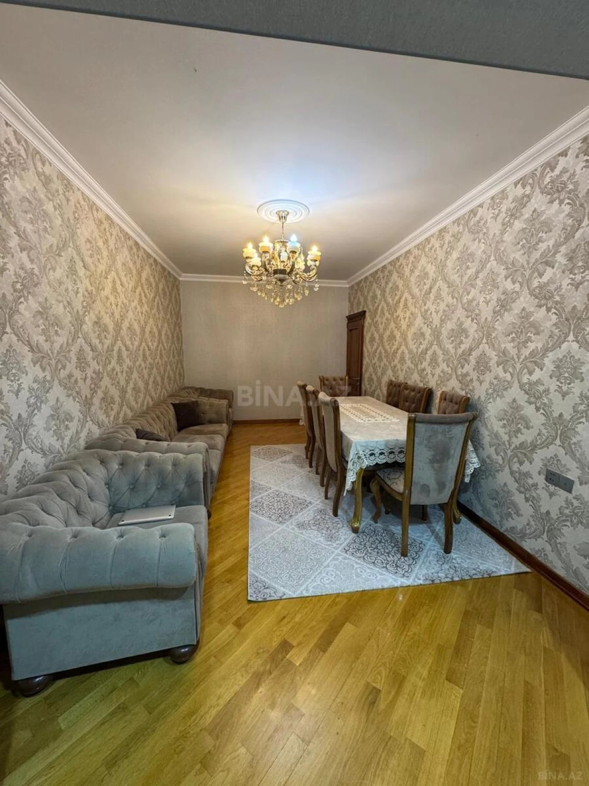 Satılır 4 otaqlı mənzil 100 m²