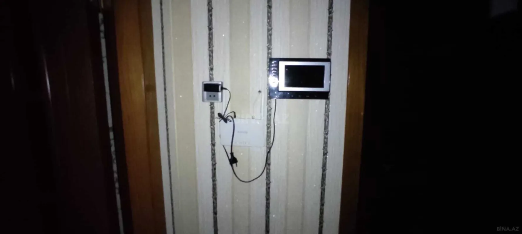 Kirayə verilir 2 otaqlı mənzil 106 m²